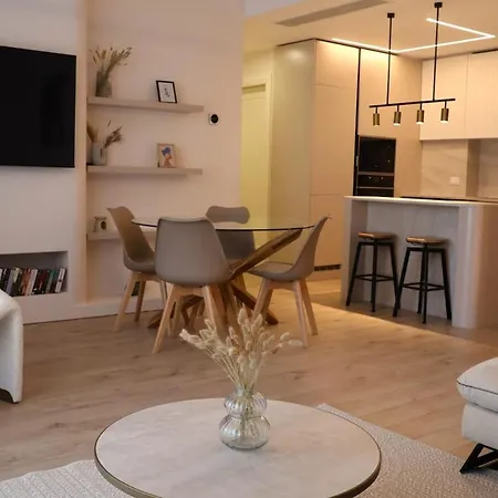 Apartamento Retreat Chic In The Heart Of Tirana