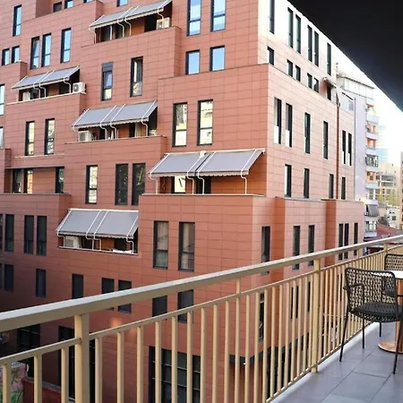 Retreat Chic In The Heart Of Apartman Tirana